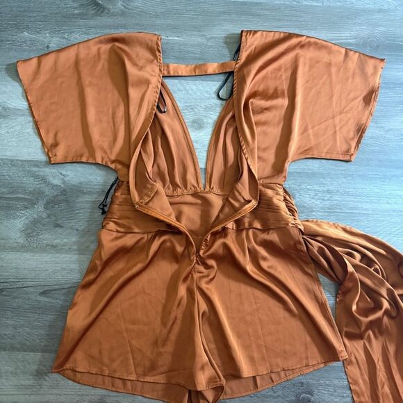 Forever 21 Romper Playsuit Golden Orange Light Brown NWOT - Picture 7 of 11